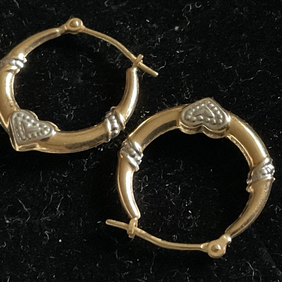 14k solid gold earrings - Picture 4 of 8